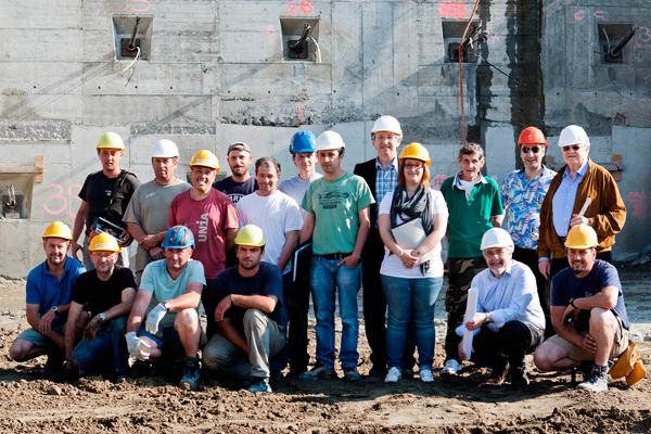 Residenza Lotus - Promotori, architetto e ingegneri con l'impresa generale MERLINI & FERRARI - 25.5.2012